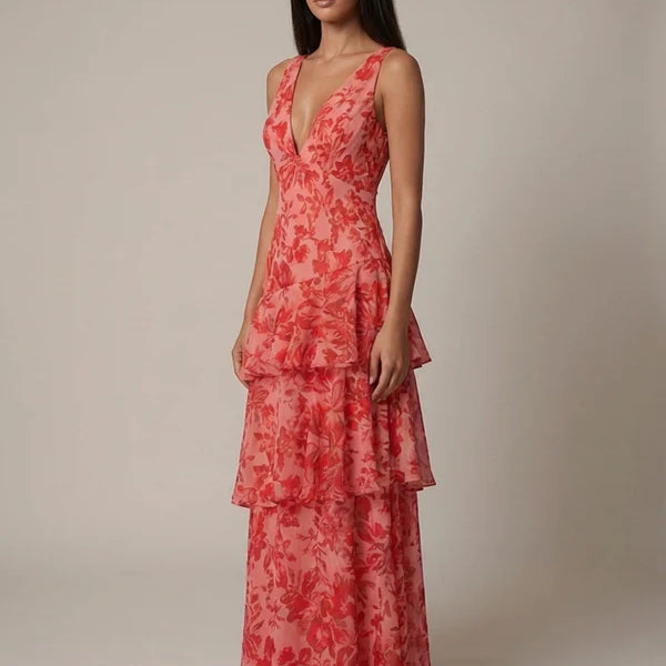 Romantisches gestuftes Maxikleid